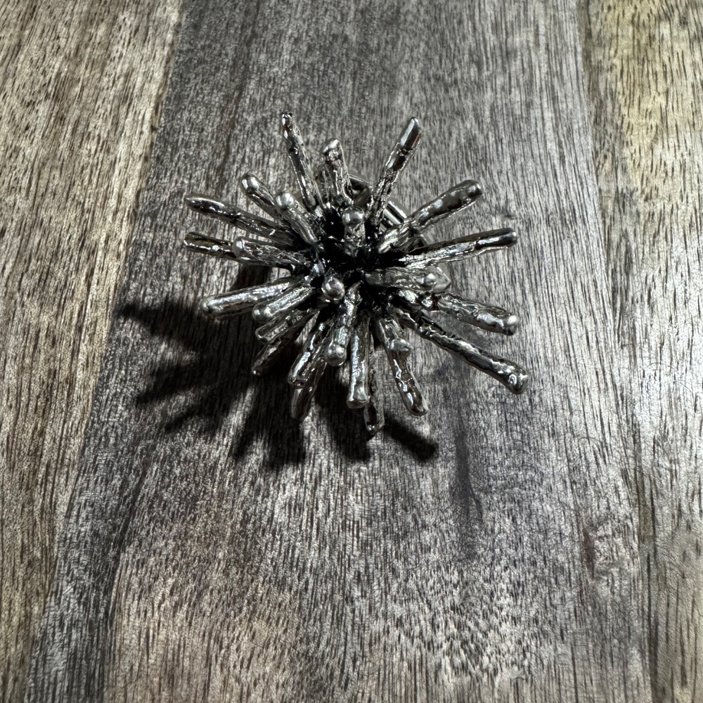 Silver Colored Oversized Statement Ring- Unique Jewelry-Adjustable-1 Sz Fit Most - Picture 2 of 4